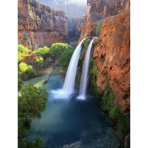 Havasu Falls at the bottom of the Grand Canyon in Arizona